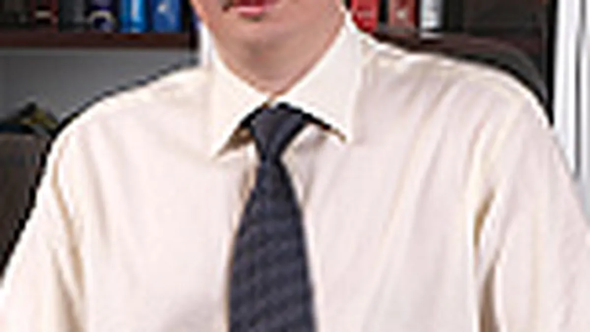 De ce se dau in judecata companiile? Ca sa motiveze lipsa banilor