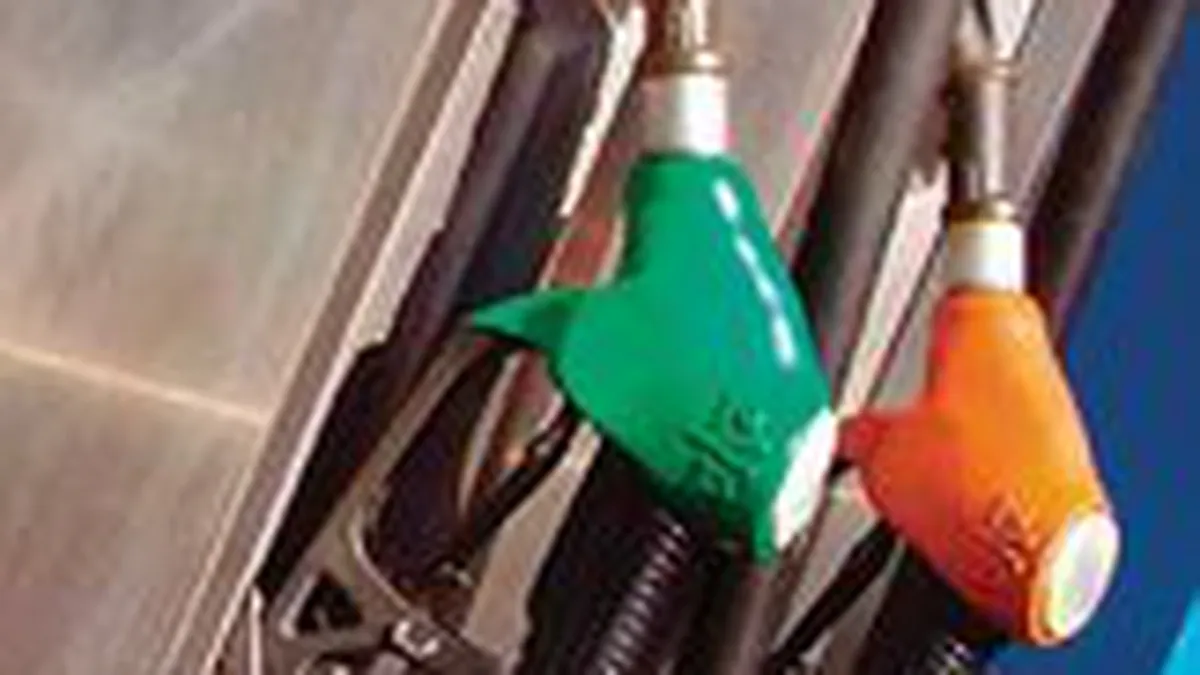 Rompetrol estimeaza ca pretul carburantilor din Romania va creste anul viitor cu 5-7%