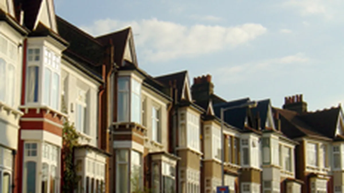 Preturile caselor din Marea Britanie ar putea atinge nivelul din 2007 peste 5 ani