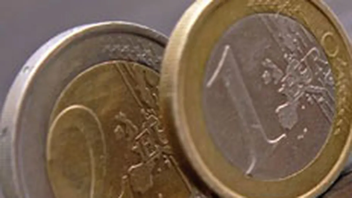 Leul s-a depreciat joi la 4,2733 lei/euro