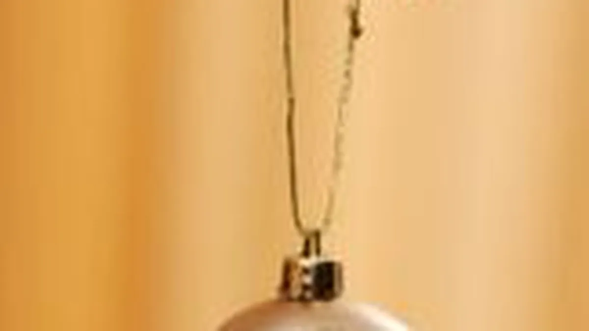 52% dintre romani aloca mai putini bani pentru sarbatorile de iarna din acest an