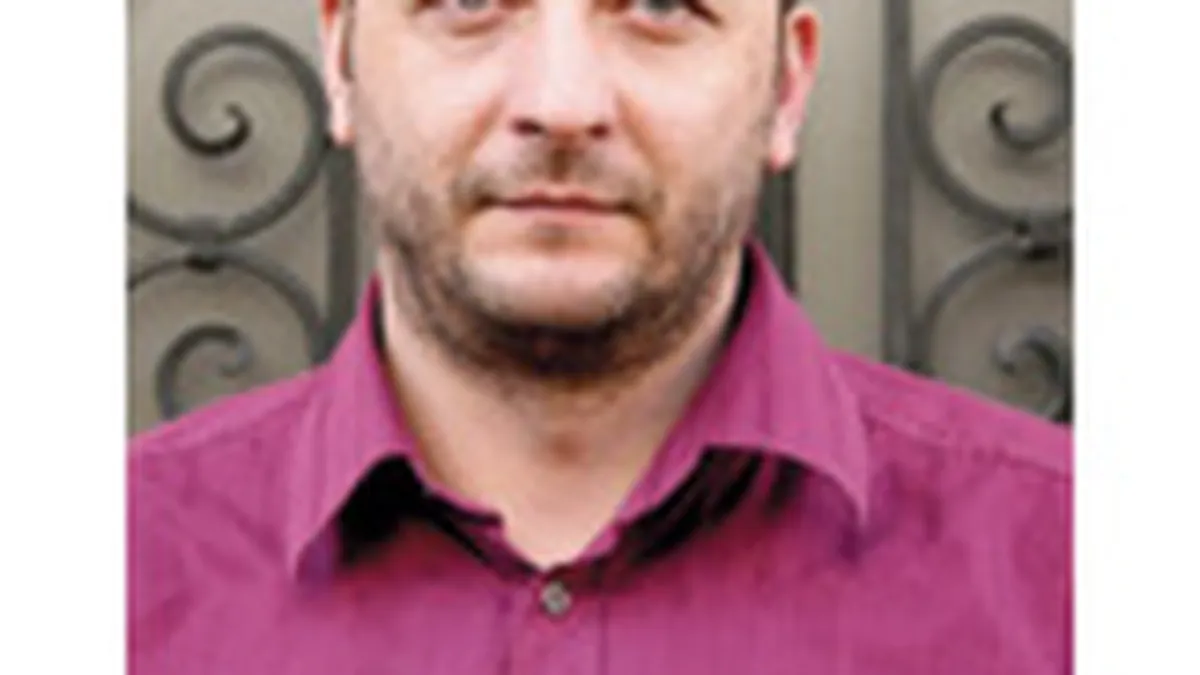 Iulian Puiu, Re:ply: Veniturile ne-au scazut, nu avem profit, dar nu inchidem business-ul