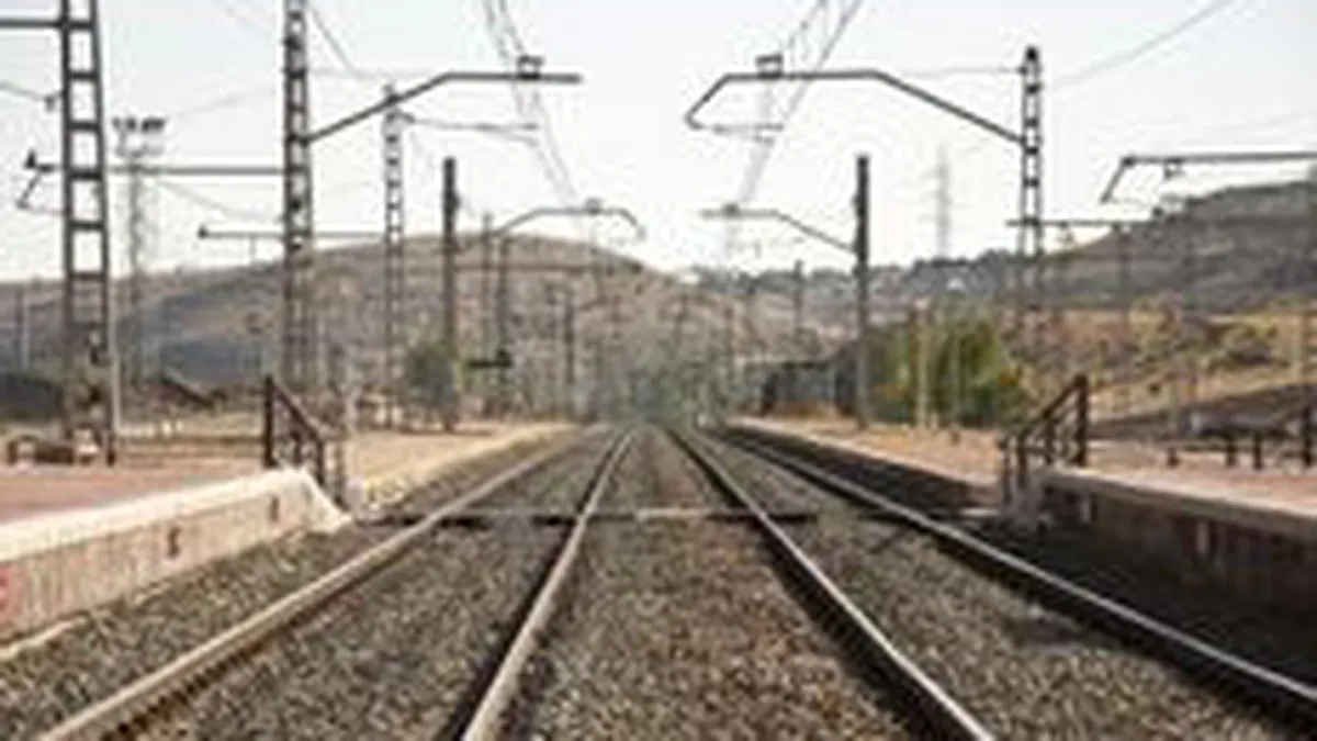 Eurogara prostiei: Au pus gara inaintea caii ferate