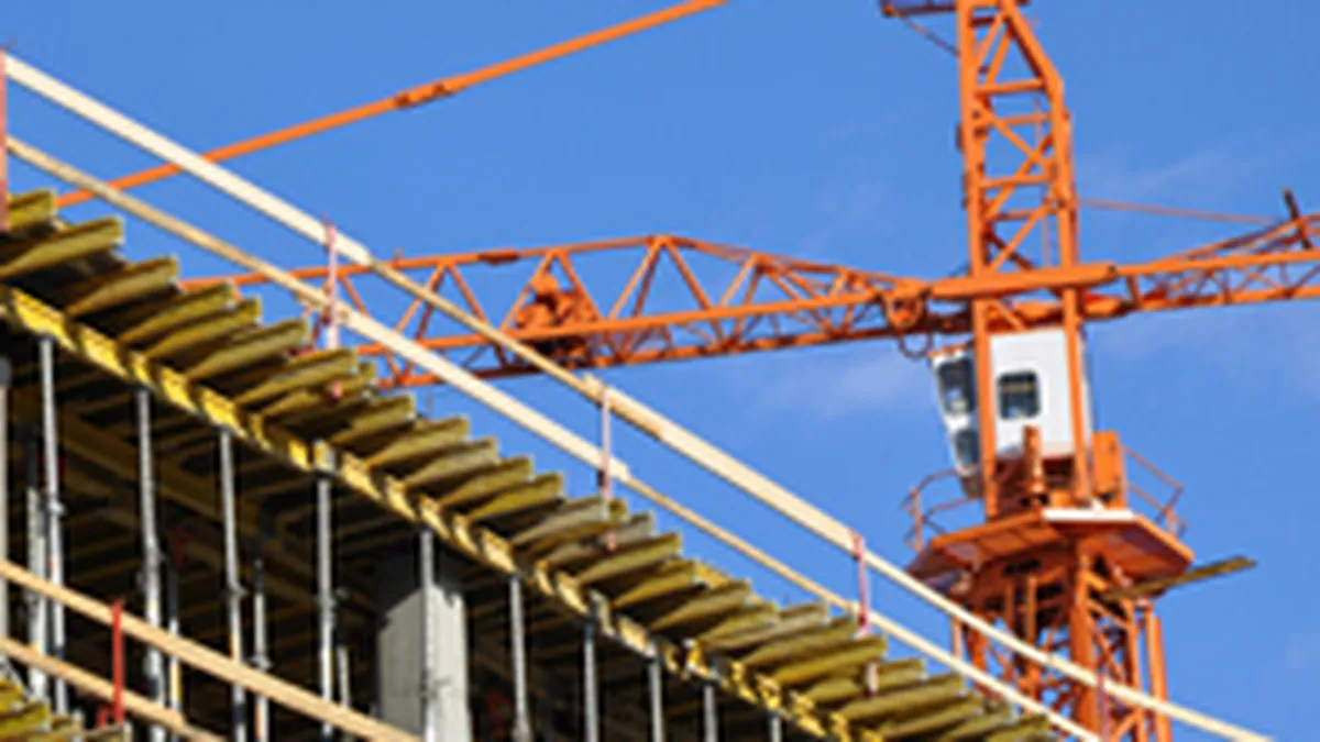 Volumul lucrarilor de constructii la 11 luni: Scadere de 16,7%