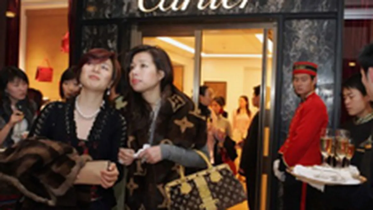 Cartier si Bentley, printre brandurile de lux preferate de milionarii chinezi