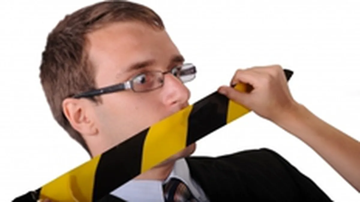 Studiu: O treime dintre romani se asteapta sa fie dati afara in 2010