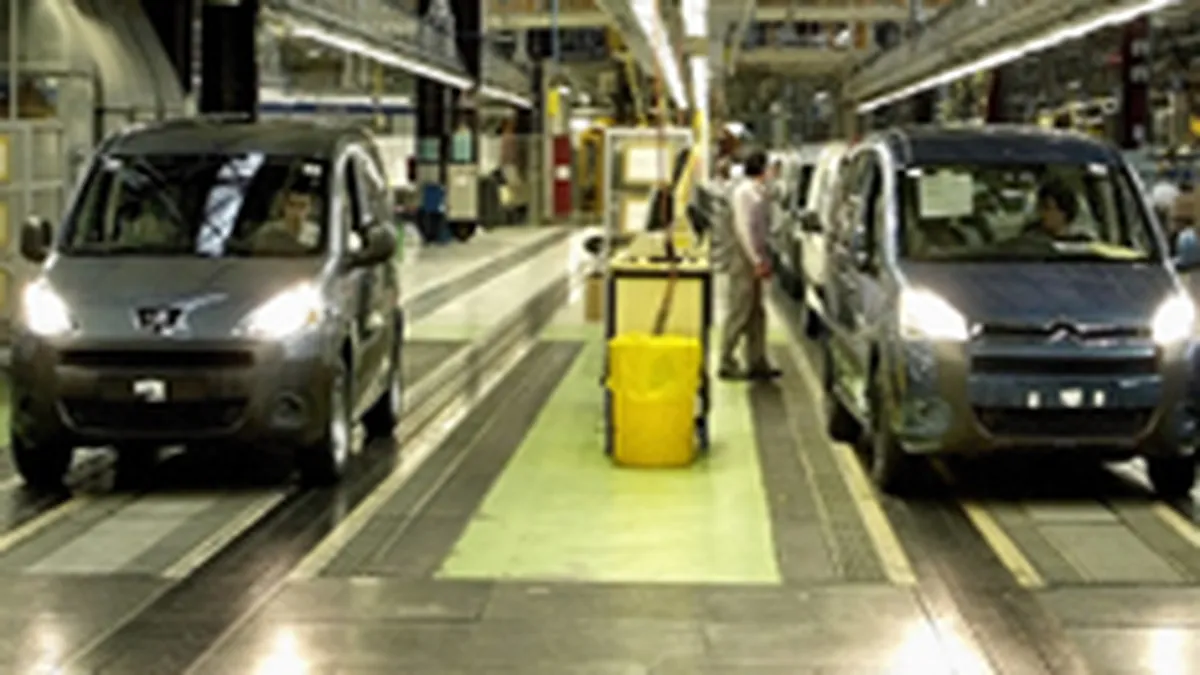 Angajatii Peugeot au renuntat usor: 5.700 de plecari voluntare, fata de tinta de 3.550
