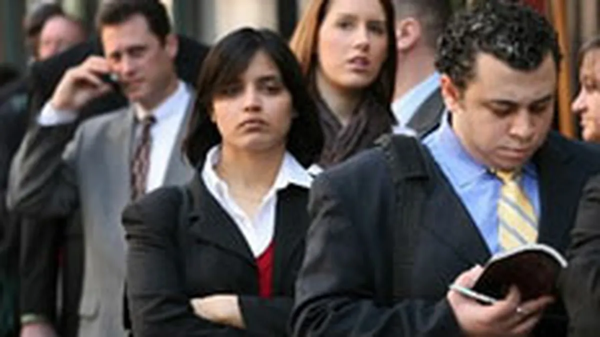 Paradoxul disponibilizarilor: Sunt firme care au dat afara angajati, iar acum le costa mai mult sa gaseasca altii