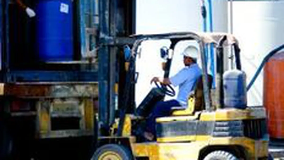 Romania a avut in noiembrie 2009 a noua scadere din UE a comenzilor industriale