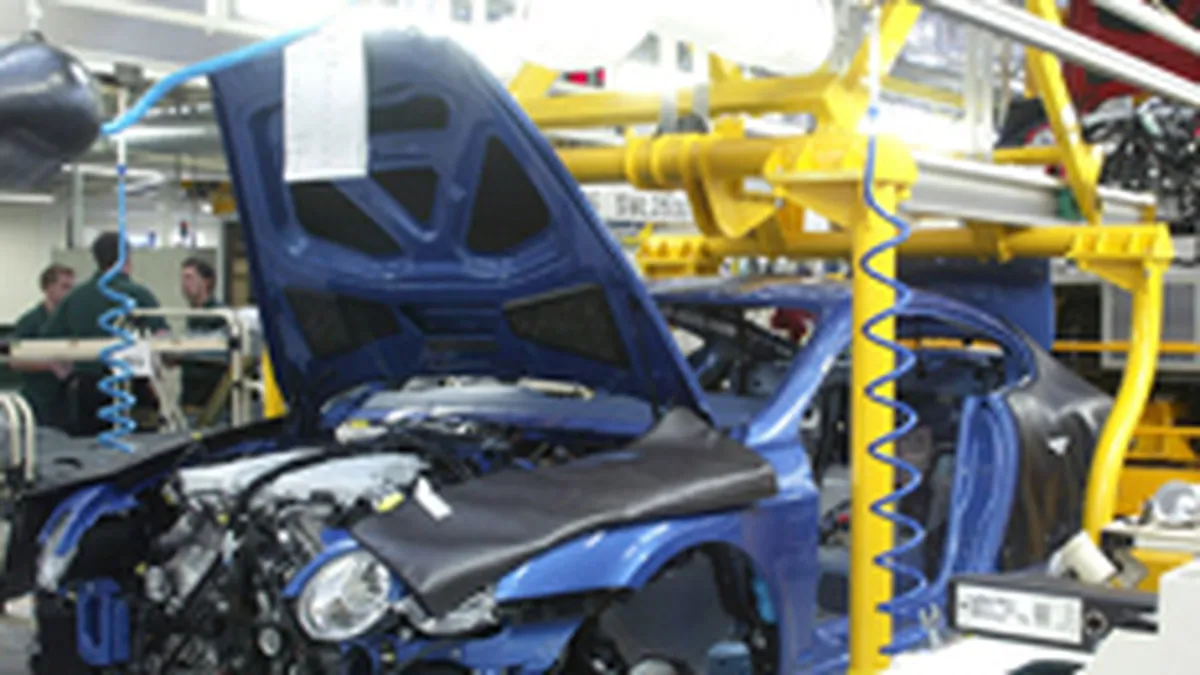 Marea Britanie: Productia de masini a crescut la maximul ultimilor 34 de ani, in decembrie