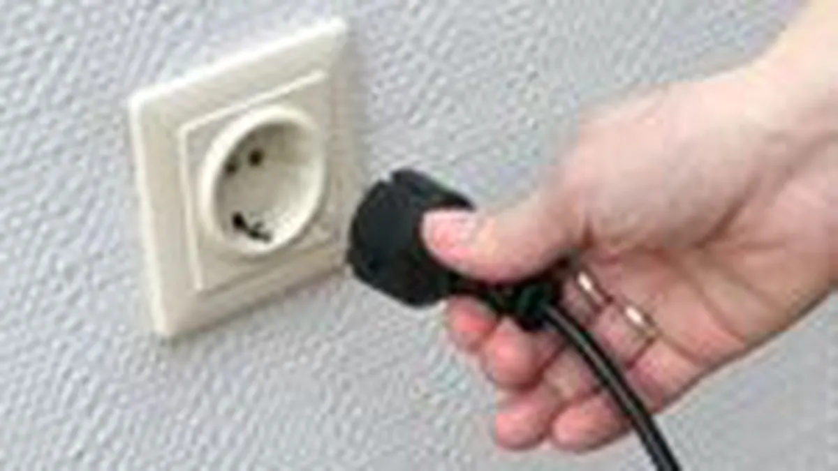 Consumul de energie electrica a atins in noaptea de luni spre marti maximul ultimilor ani