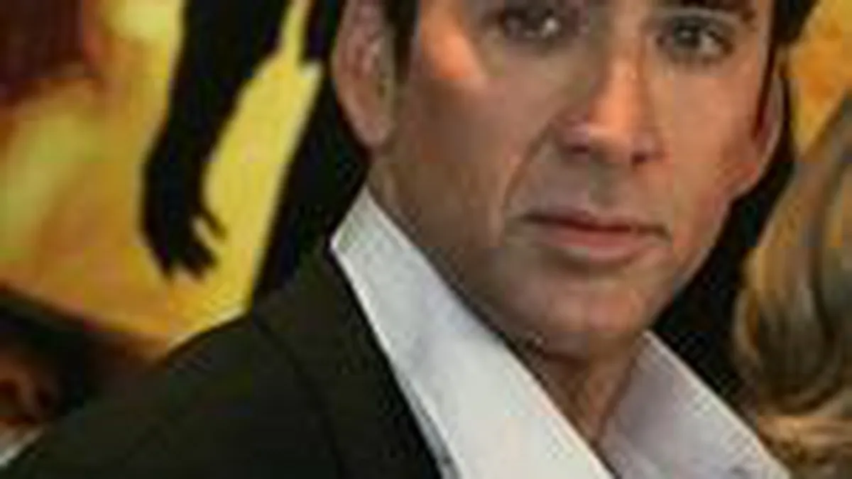 Nicolas Cage si-a vandut vila din Las Vegas cu 5 mil. dolari