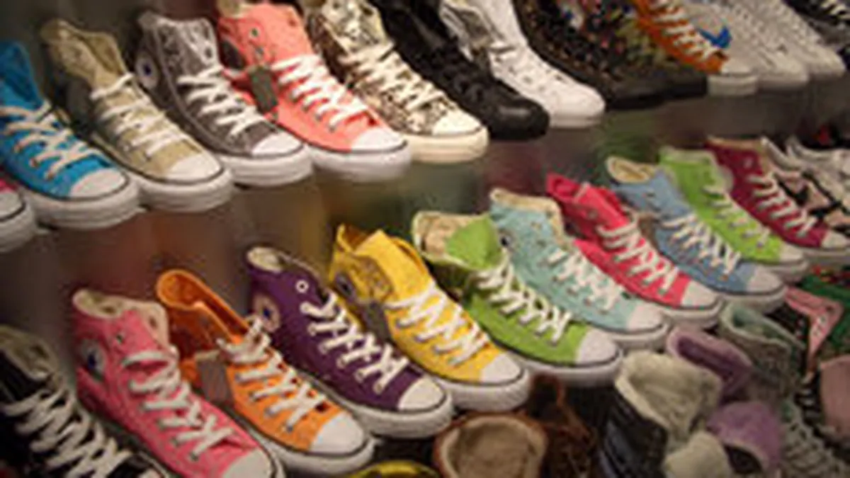 Elmec ramane distribuitorul Converse in Romania pentru inca 3 ani