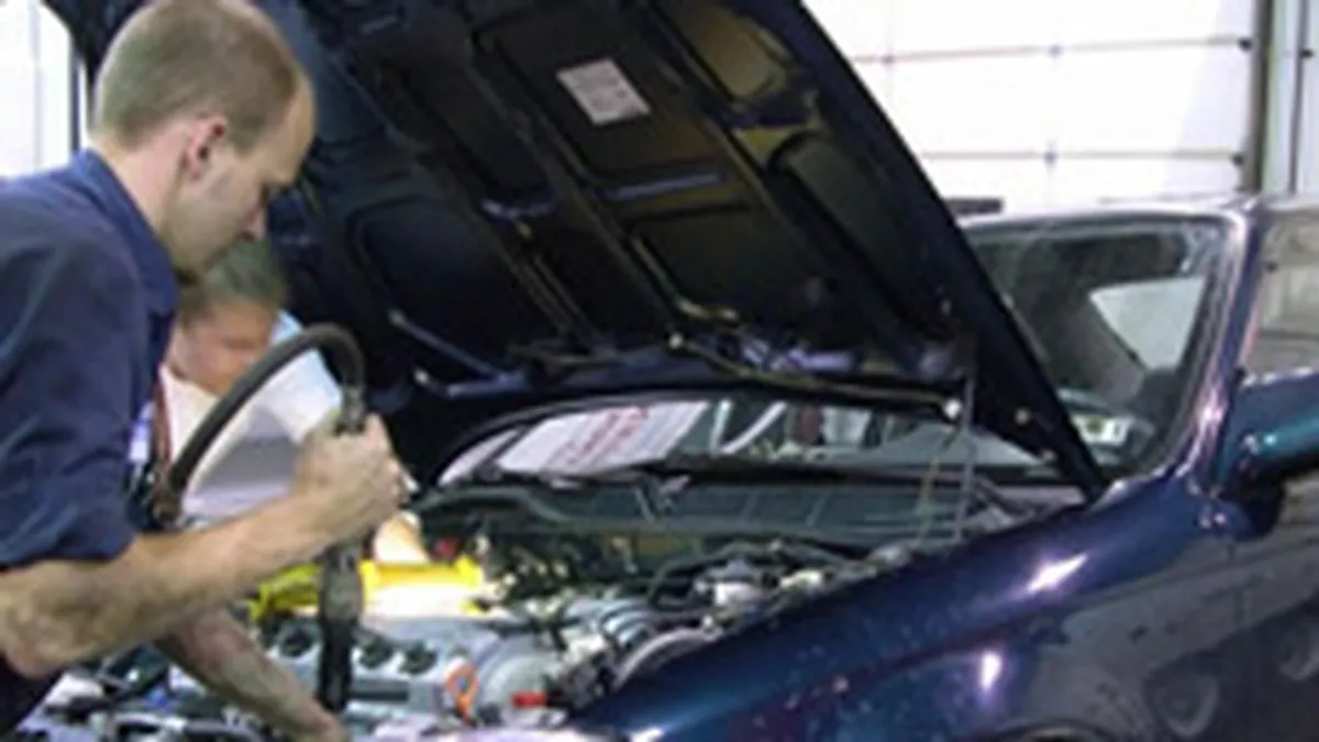 ASSAI: Asiguratorii au restante de 300 milioane euro catre firmele de service auto