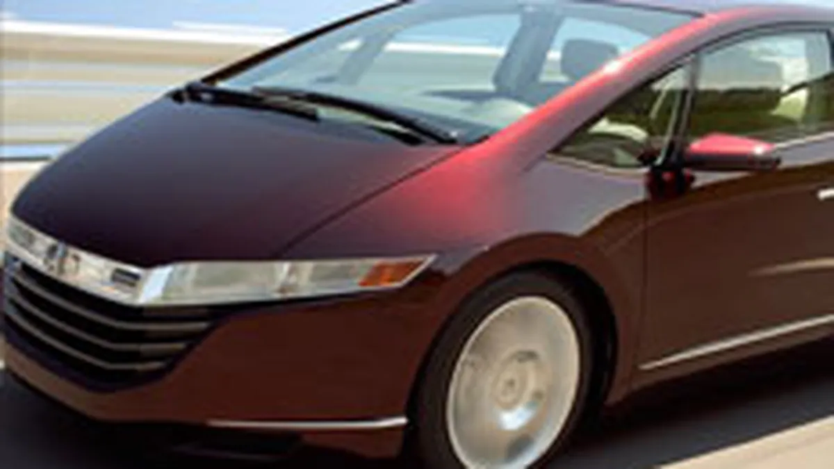 Honda recheama 437.763 vehicule pentru posibile probleme la air bag