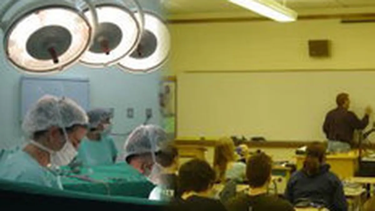 Sondaj: Romanii cred ca medicii si profesorii merita cele mai mari venituri