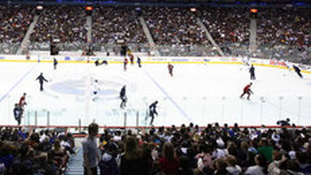 Investitie de 36 mil. lei intr-un patinoar artificial la Brasov