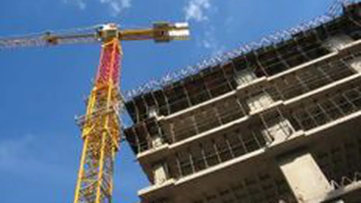 Colliers: Chiriile pentru birouri vor continua sa scada in 2010, cu 10-15%