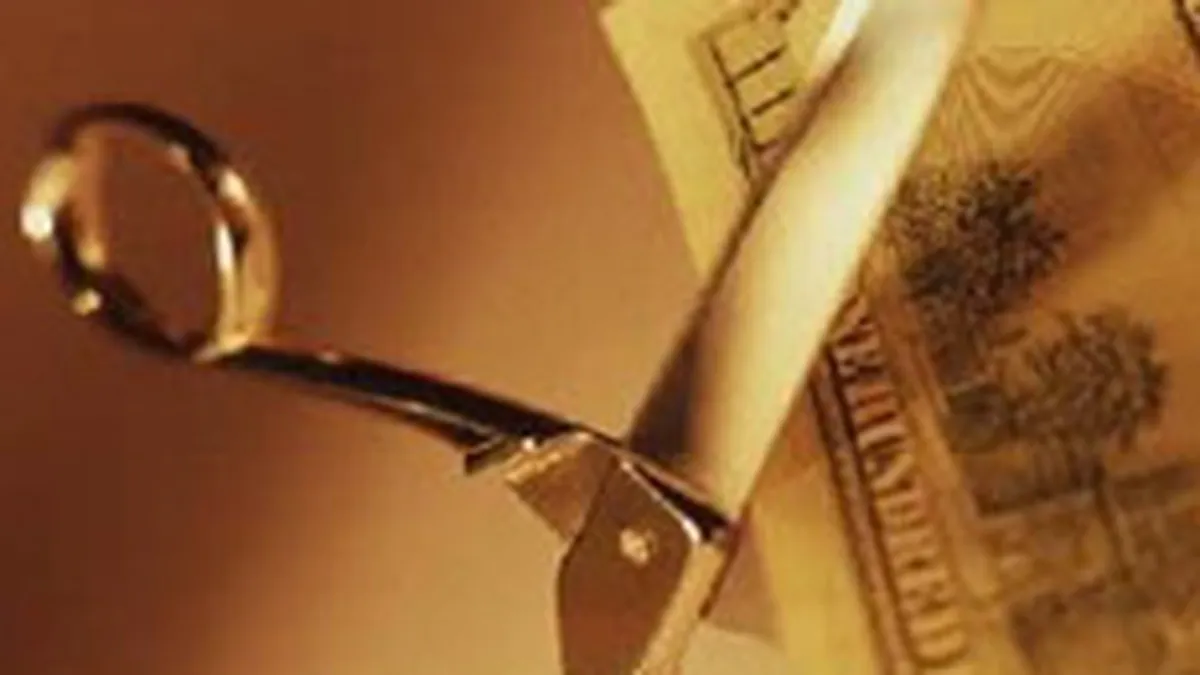 Guvernul si FMI au proiectat cea mai drastica ajustare a deficitului bugetar pentru T3