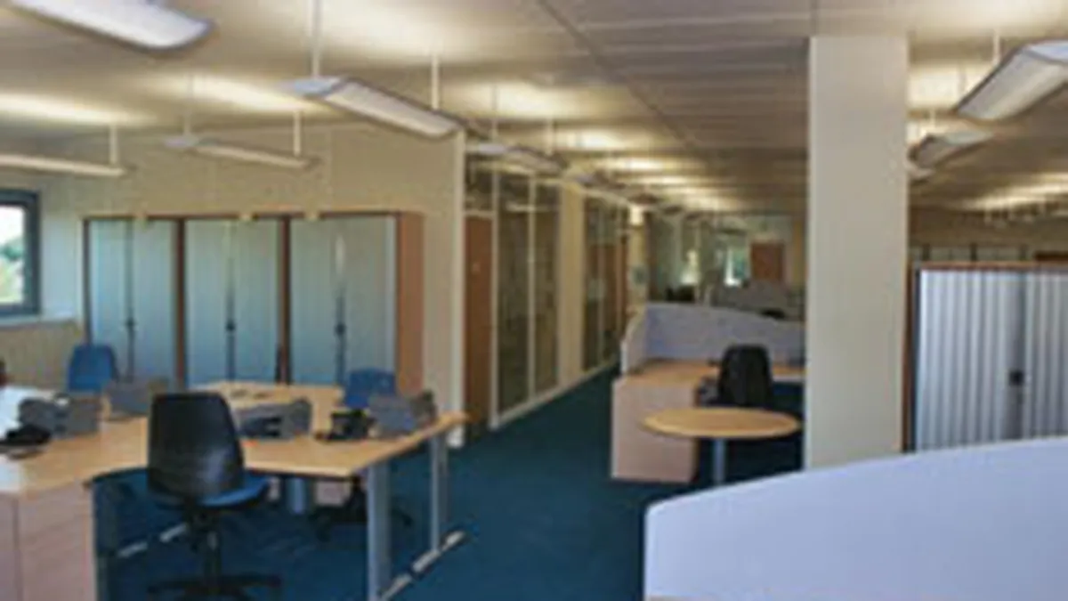 Iesirea din criza nu va creste cererea companiilor pentru spatii de lucru