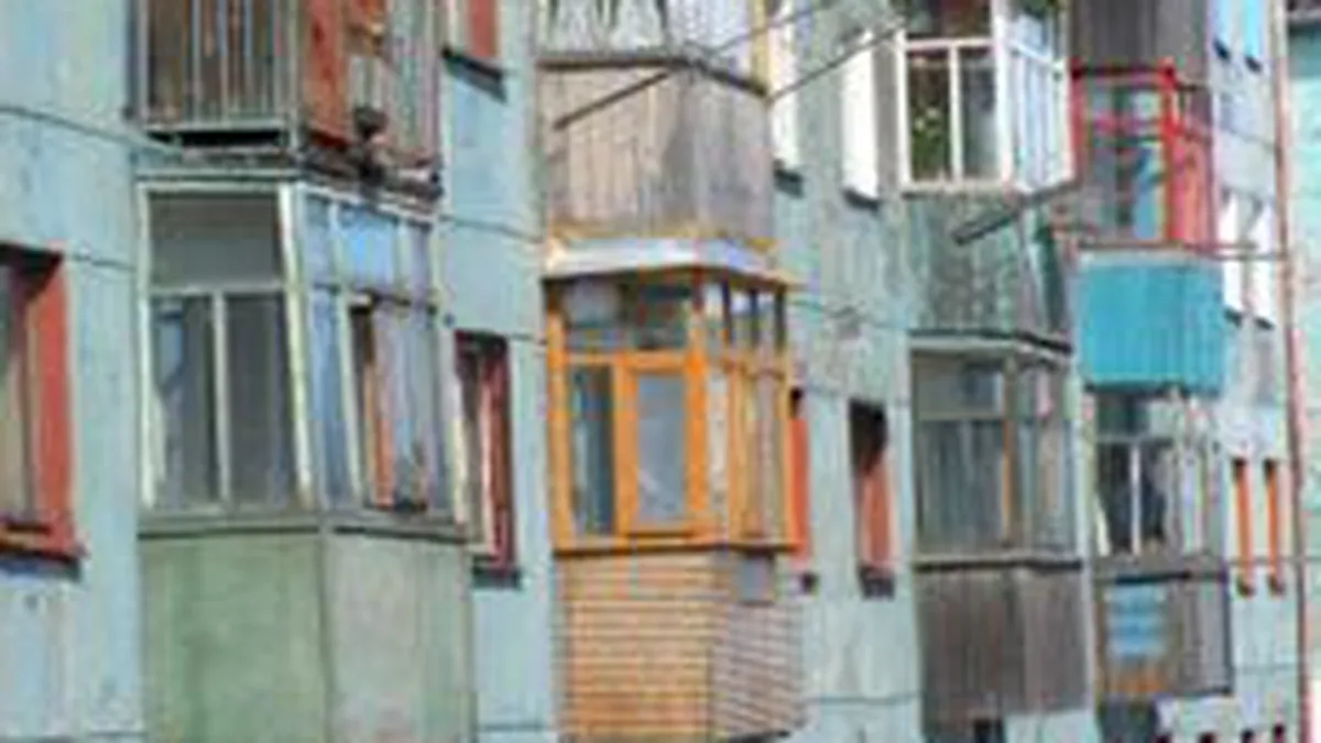 Liga Habitat: In ritmul actual, toate blocurile din Romania vor fi reabilitate peste exact 120 ani