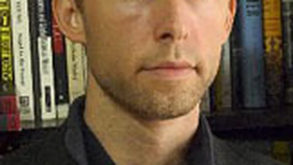 In octombrie era un somer cu un manuscris. Acum il publica pentru 650.000 $