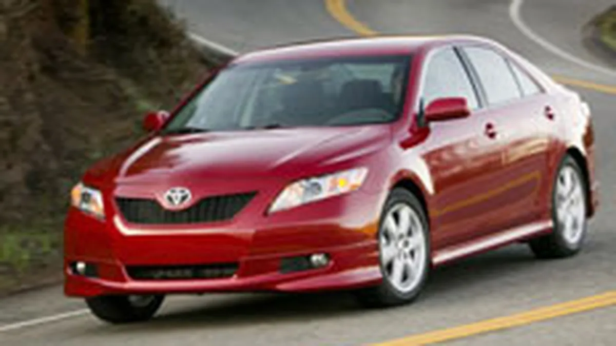 Toyota recheama in service 13.000 de automobile in Coreea de Sud