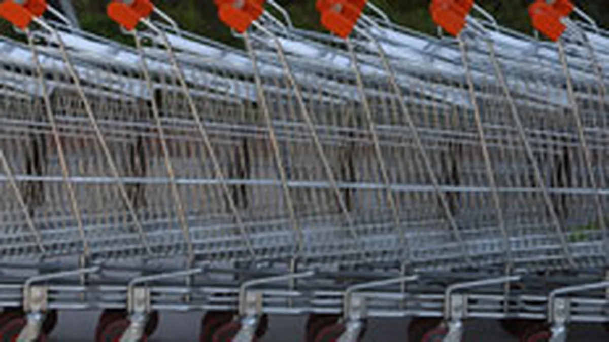 Supermarketurile ar putea fi inchise duminica. Scopul: incurajarea vanzarilor in piete