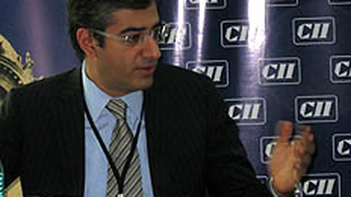 Director de holding indian: Daca faci afaceri in India, te descurci oriunde. Cum te formeaza pentru afaceri birocratia si coruptia