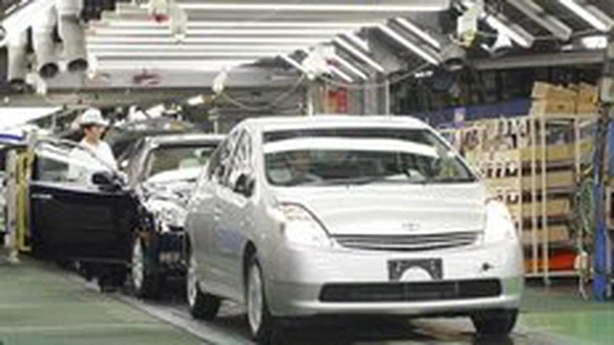 Toyota ar putea fi amendata pentru a doua oara in SUA in legatura cu riscul blocarii acceleratiei