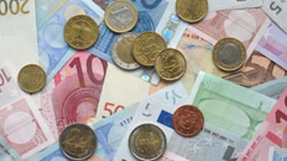 Ministrii de Finante din zona euro nu exclud necesitatea unor credite de 90 mld. euro pentru Grecia