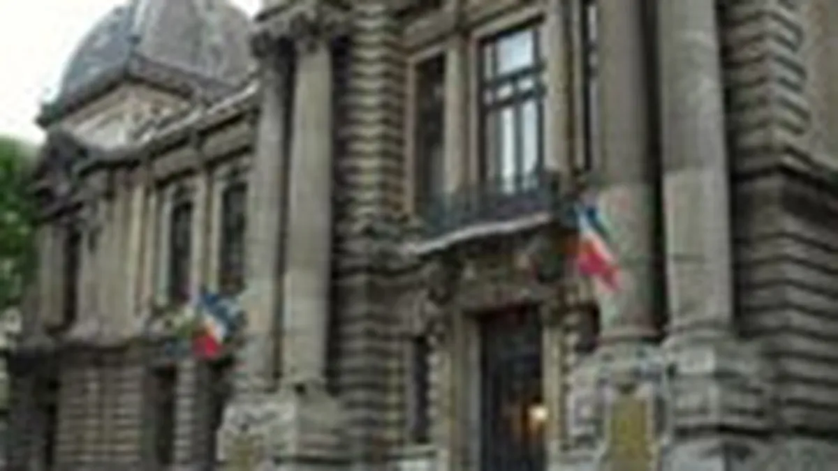 CEC Bank reduce dobanzile la economii cu pana la 1,85 p.p.