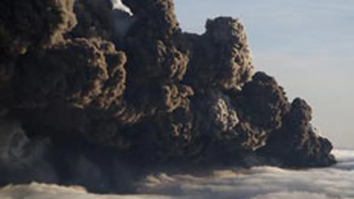 Intamplare sau stiinta? Brokerii chinezi au prevestit cel mai mare blocaj aerian din istorie