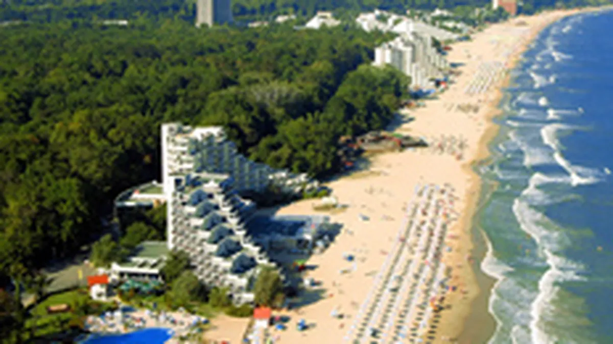 Nu e gluma: Oamenii de afaceri cer singuri taxe noi. Se intampla in turism