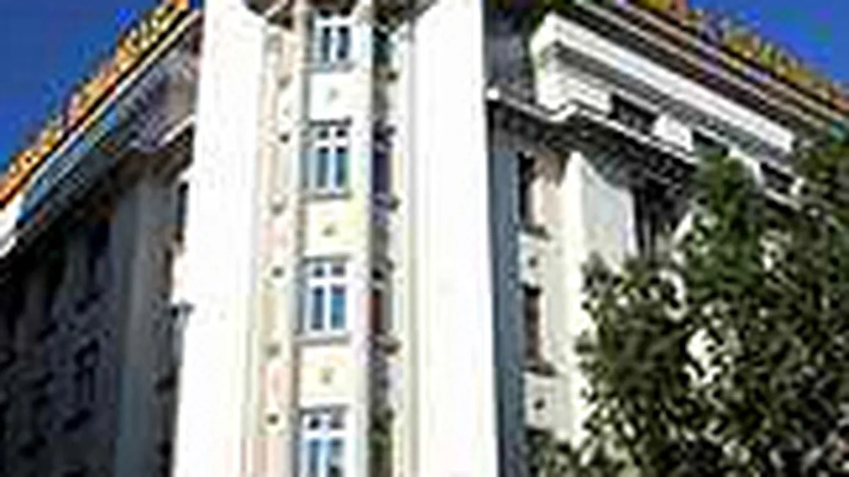 Asirom vrea sa renunte la 300 de angajati si sa reduca veniturile salariale cu 30%