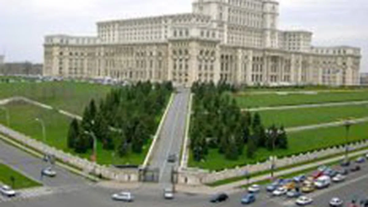 Fitch a ridicat perspectiva Bucurestiului la \stabila\