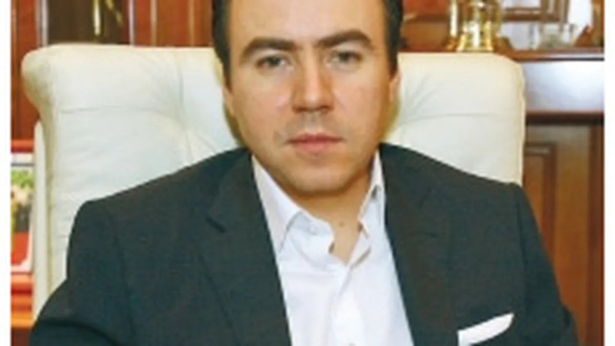 Bobby Paunescu a preluat Vox News