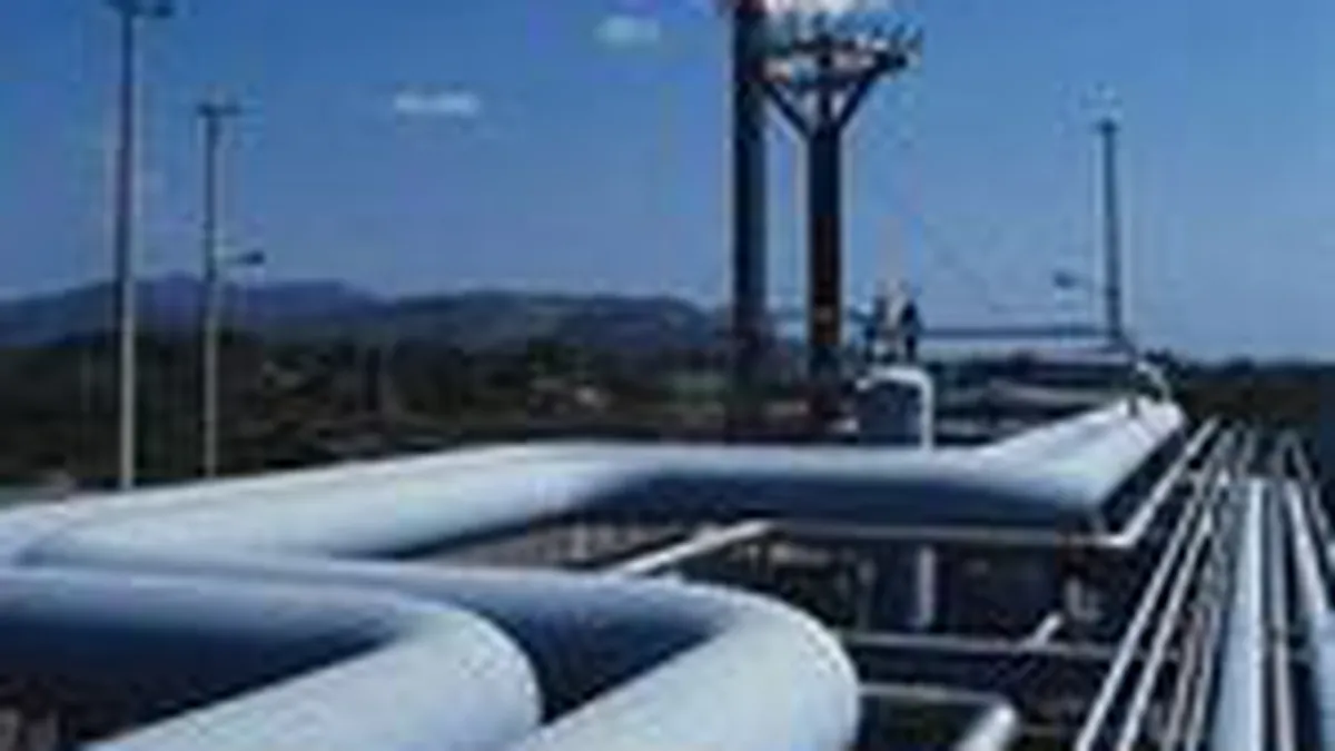 Profitul net Gazprom a crescut 3% anul trecut