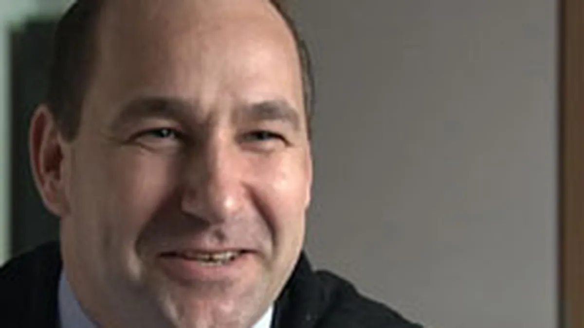 Florentin Banu, \domnul Joe\: Poti sa faci bani in criza, insa trebuie sa te intrebi daca rezisti la faliment