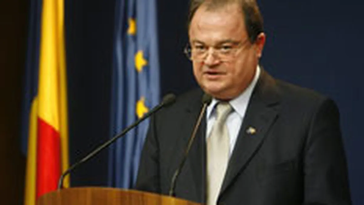 Blaga: Finantele discuta cu FMI patru variante de crestere a veniturilor