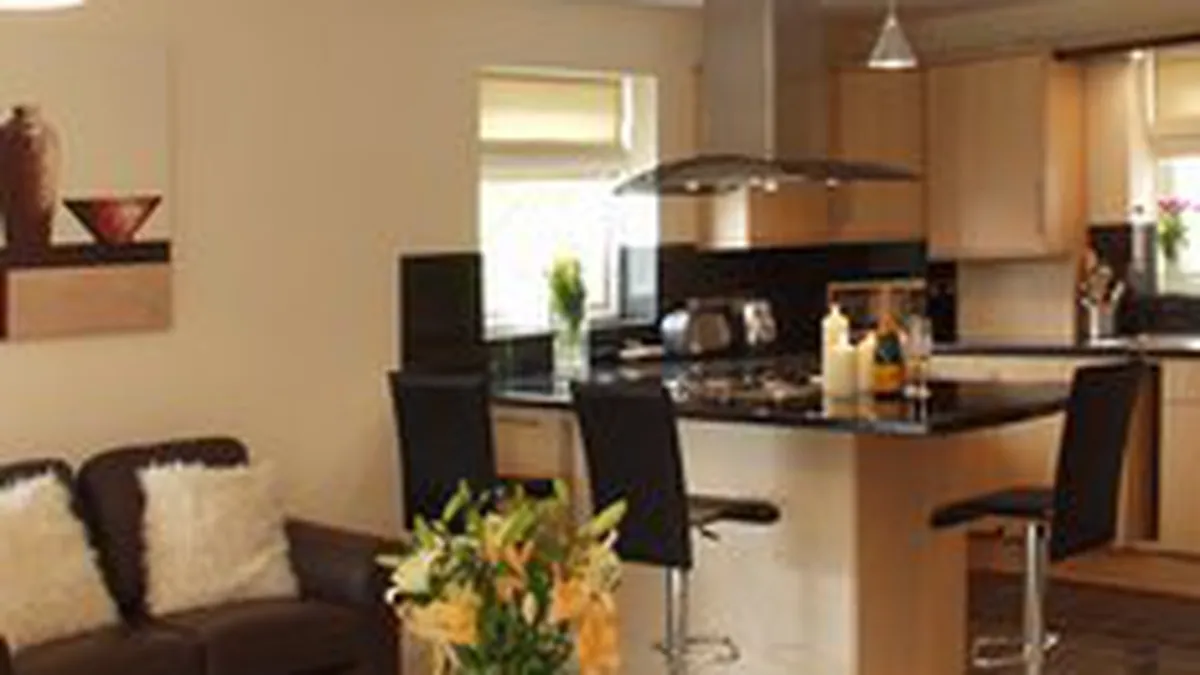 Cu cat este mai ieftina o locuinta nemobilata fata de una mobilata