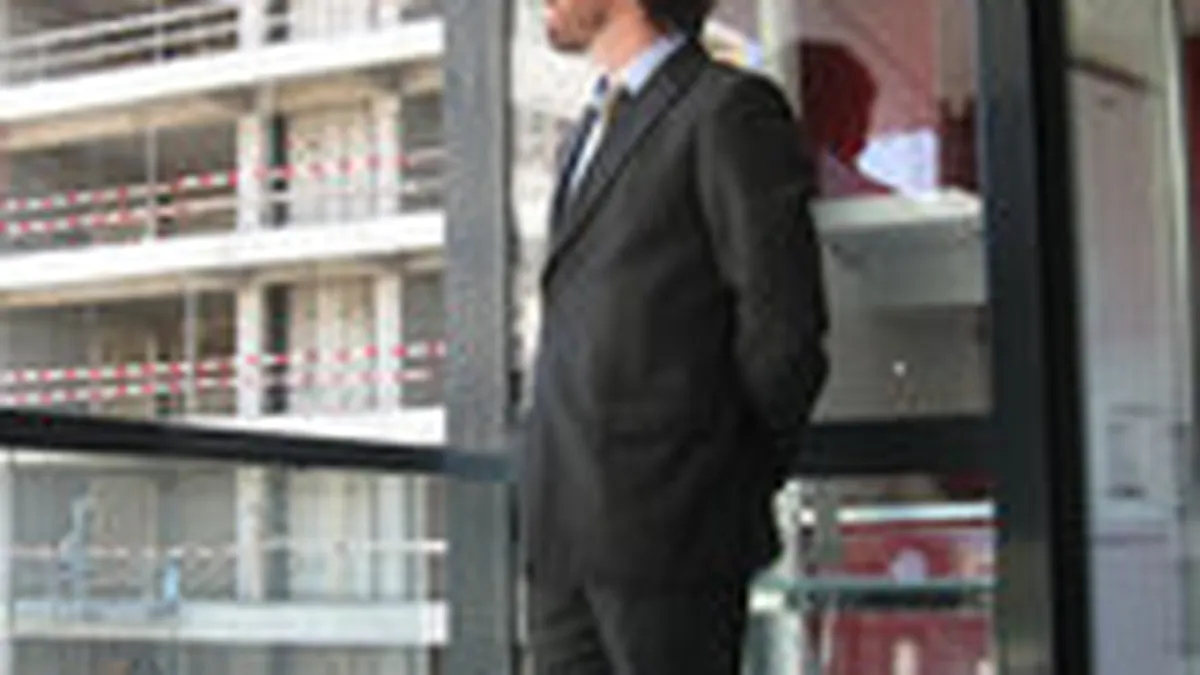 De ce sa promovezi un proiect rezidential pe stadionul de fotbal