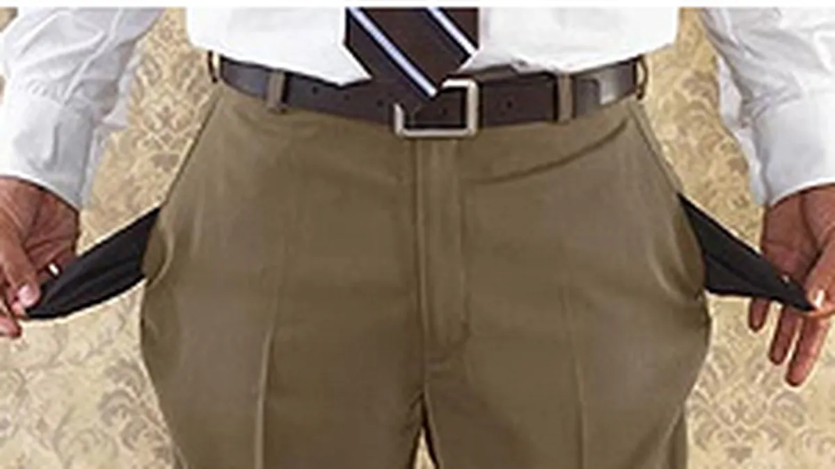 Guvernul ia de la bugetari, pensionari si someri. E clar cine pierde, pericolul e sa nu castige nimeni