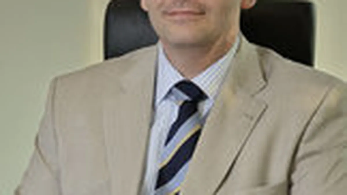 FrieslandCampina l-a numit in functia de director executiv pe Peter Szautner