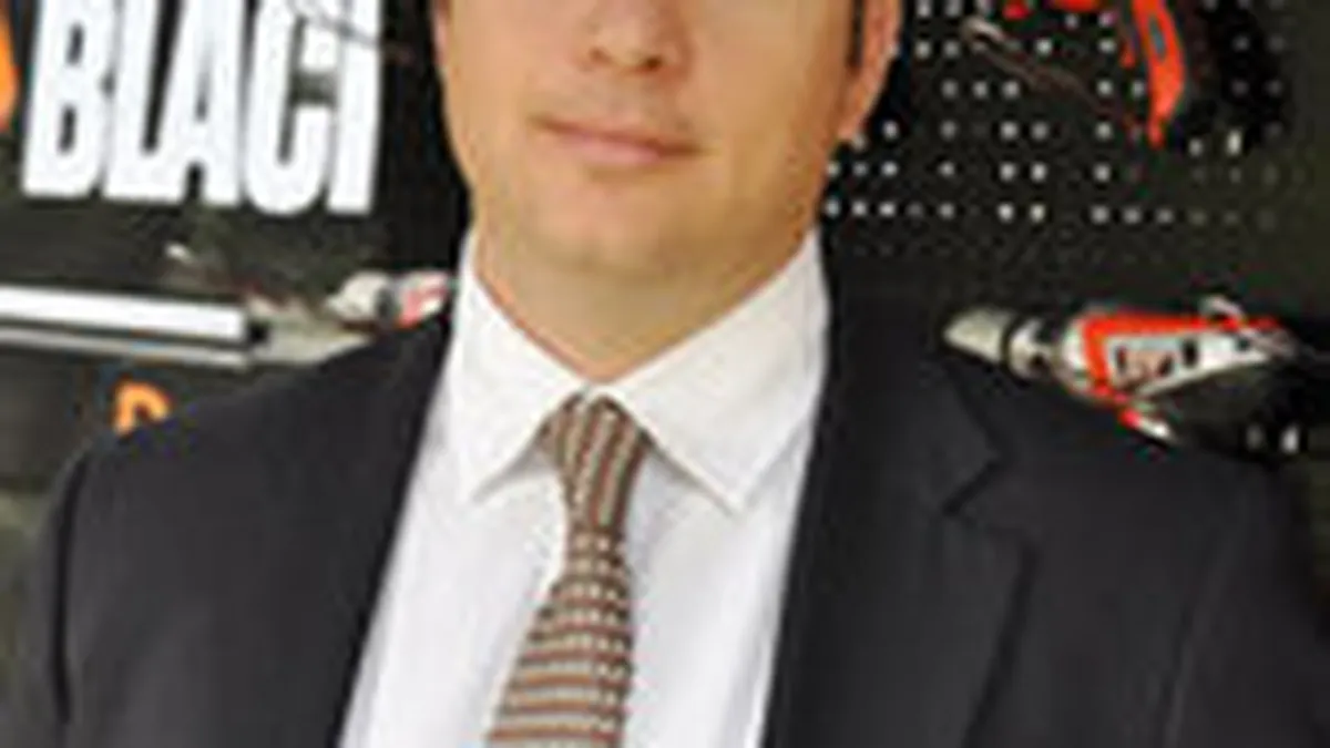 Umorul amar al unui business-man grec care si-a vazut firma prabusita pe Bursa: Guvernantii nostri au muncit 30 de ani ca sa duca tara in criza. In Romania situatia e mult mai buna