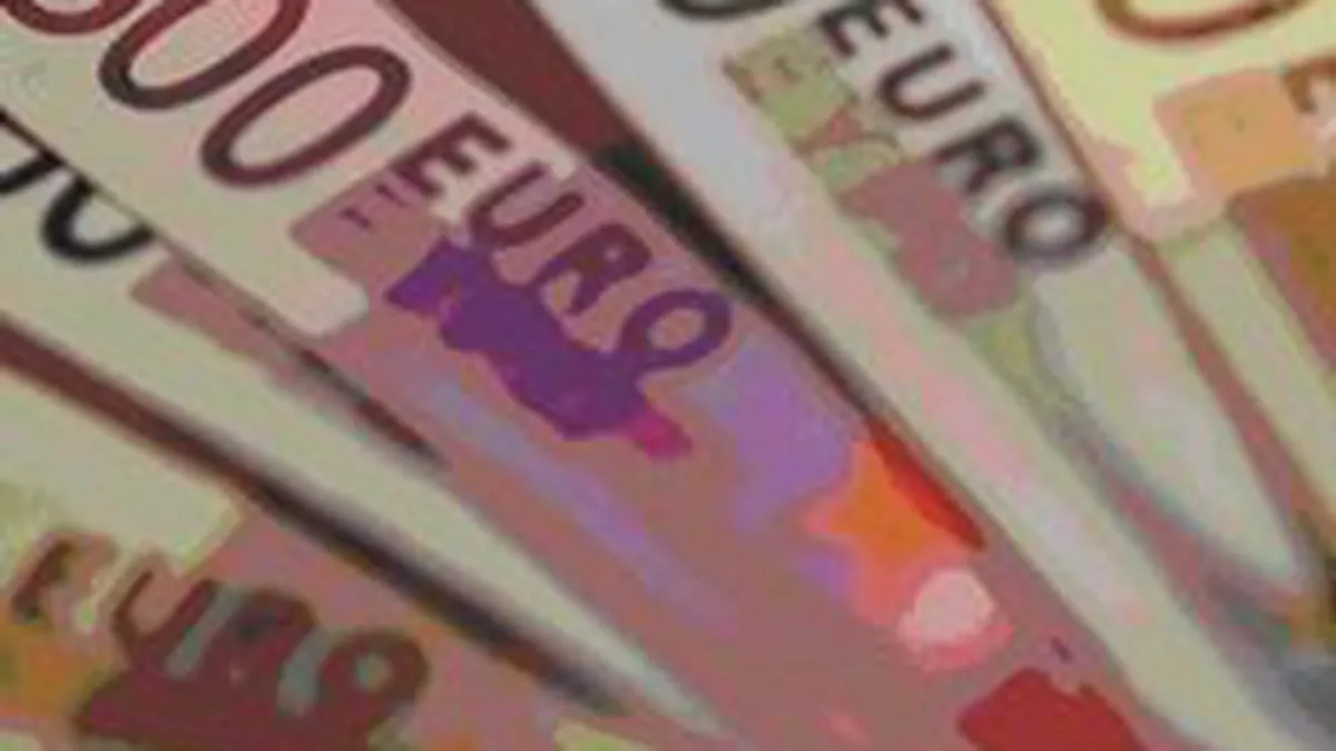 FT: Temeri serioase la adresa monedei euro