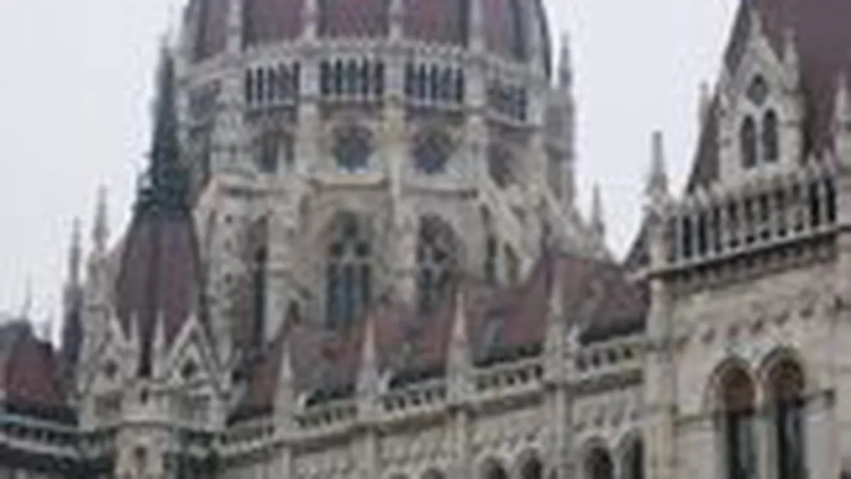 Parlamentul Ungariei reduce la jumatate numarul deputatilor