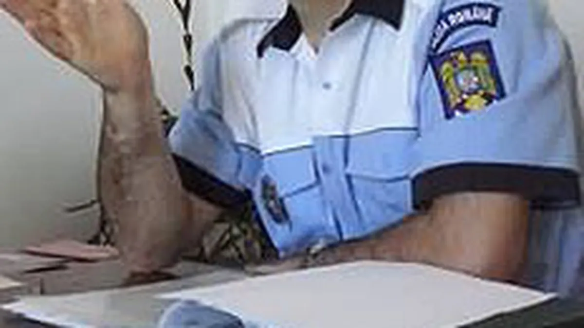In curtea politistilor cel mai bine platit este un civil