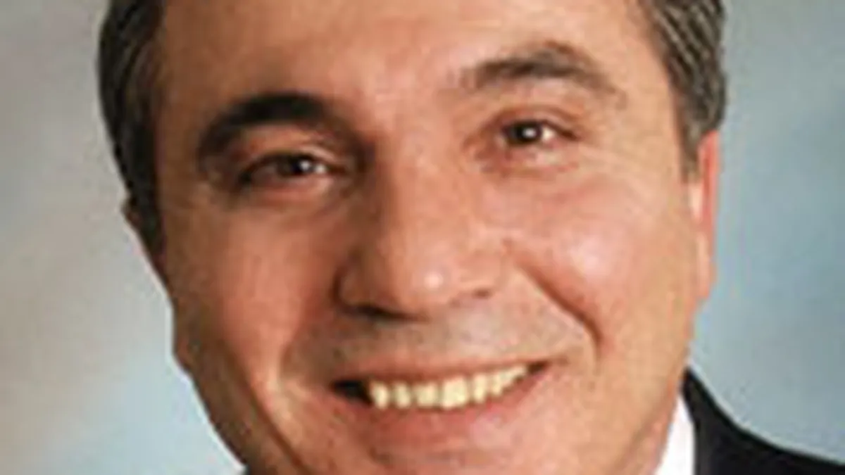 CEO-ul Mediacom Communications vrea sa achizitioneze compania pentru 245 mil. $