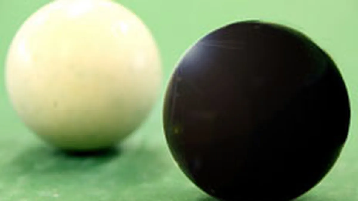 Cum e mai bine pentru economie, sa treaca motiunea sau sa fie respinsa? Vezi rezultatele celor doua scenarii